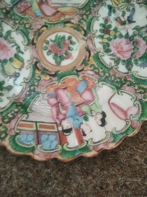 Prodám retro čínský talíř z kolekce Famille Rose - 5