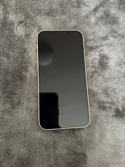 iPhone 12 128 GB bílý - 5