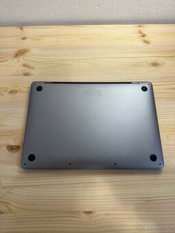 Apple MacBook Pro 13” 2017 256GB Intel Core i5 8GB RAM - 5