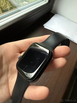 Apple Watch Series 7 45mm Cellular Temně inkoustový hliník - 5