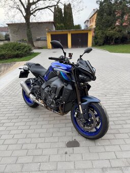 Yamaha MT10 - 5