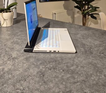 Prodám Dell Alienware m15 R2 (i9-9980HK) - 5