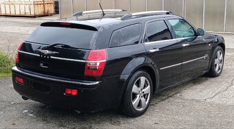Chrysler 300C - 5