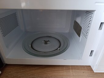Mikrovlnná trouba Beko MOC 20100 W - 700W - 5