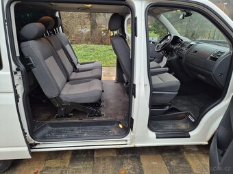 VW Caravelle T5, automat, 4×4, 8 míst , 2× šoupačky, tažné - 5