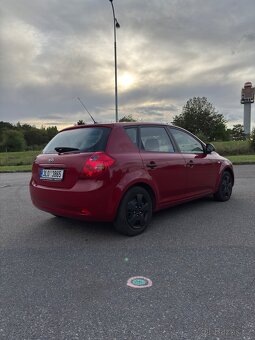 Kia Ceed 1.4 benzín, r. 2008 – 226 000 km - 5
