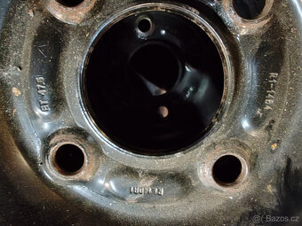 zimní pneu Nokian Ford Fiesta Focus - 5