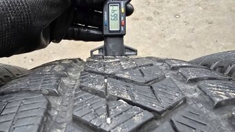 Zimní pneu 235/60/18 Pirelli - 5