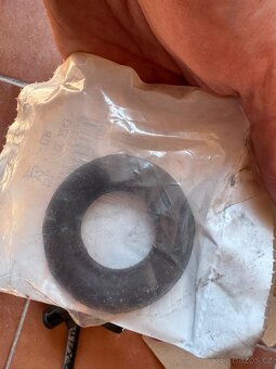 Brzdové destičky na Audi A6 C400 4.2TDI - 5