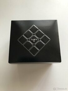 Rubikova kostka (speedcube) - 5