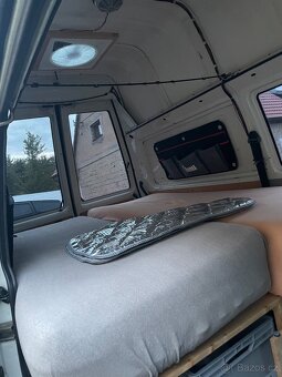 Volkswagen T4, VYVAŘENO, 2,5 TDi/65 KW, SPANÍ, SOLÁR - 5