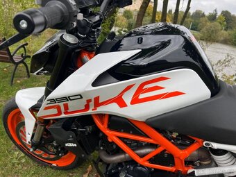 KTM 390 Duke - 5