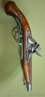 Puška winchester,colt,křesadlovka - 5