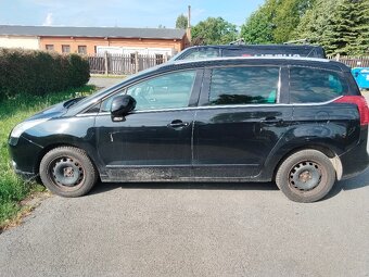 Peugeot 5008 - 5