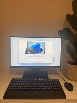 KOMPLETNÍ PC SESTAVA + grafický monitor - 5