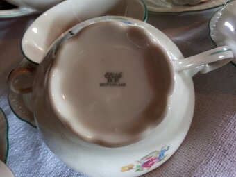 STAROŽITNÝ MALOVANÝ PORCELÁNOVÝ ČAJOVÝ SERVIS - 5