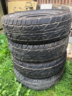 Pneu 235/75r15 - 5