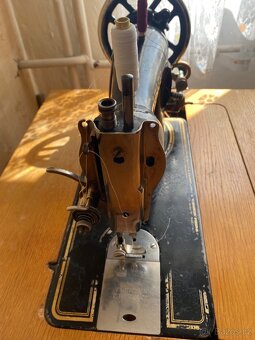 Šicí stroj PFAFF 31 - 5