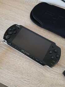PSP - Piano black + Hry - 5