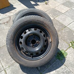 SLEVA - Prodám 3 disky (kola) s pneu 175/65/14 - 5