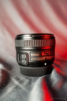 Nikon - 5