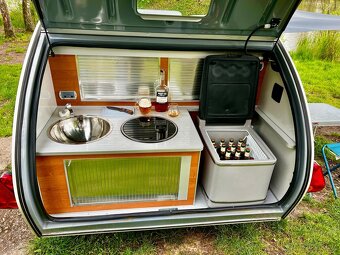 Minikaravan Caretta Off-road půjčovna České Budějovice - 5