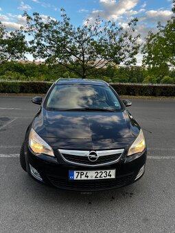 Opel Astra Sport Tourer 2,0 CDTI - 5