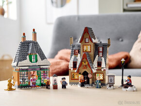LEGO 76388 Harry Potter - Výlet do Prasinek - 5