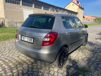 Škoda fabia 1.4 16v - 5