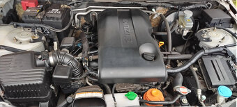 Suzuki Grand Vitara 2.4 benzín - 5