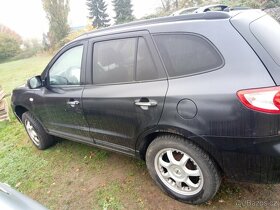 Hyundai Santa Fe, Hyundai - 5