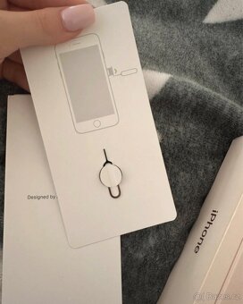 Apple iPhone 8 Rose gold - 5