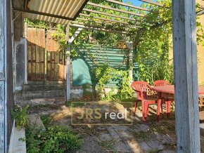 Zahrada  926 m2 s chatkou 20 m2 v  Mikulově, ev.č. 130018JV - 5
