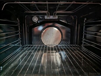 Kuchyňská linka, tvar „L“, včetně spotřebičů, č. 3749 - 5