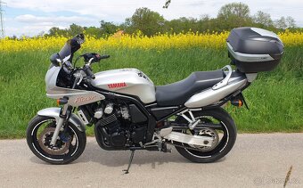 Yamaha FZS 600 Fazer - 5