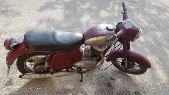 Jawa 250 - 5