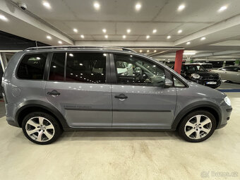 Volkswagen Touran, 2.0 TDI CROSS 7-Míst Xenon DSG- PERFEKTNÍ - 5