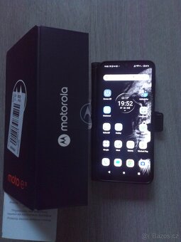 Motorola Moto E13 8GB/128GB černá - 5