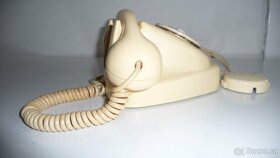 Starý telefon Tesla - 5