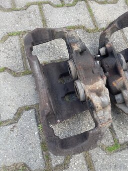 Přední třmeny VW T5, T6 pro průměr kotouče 340mm - 5