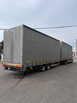 Plachtové vozidlo Iveco Eurocargo 80E22 + shrnovací přívěs - 5