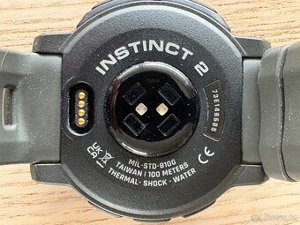 Garmin Instinct 2 SOLAR - velmi zachovalé - 5