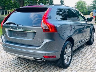 Volvo XC60 2.4D5 4x4 AUT SUMMUM FACELIFT TAŽNÉ SERVISKA - 5