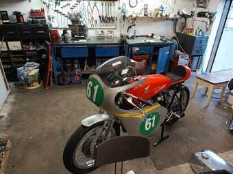 Honda CB 250k - 5