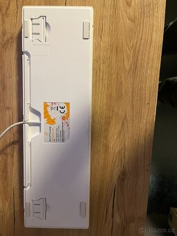 Prodám herní klávesnici Rapture X-RAY Out.Red bílá, v záruce - 5