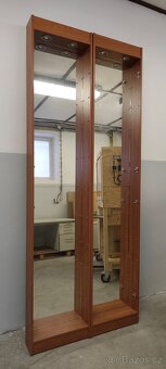 Sběratelská skříň, výstavní vitrína skleněné poličky - 5