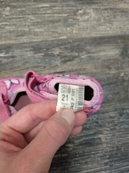 Dětské boty/sandálky č. 21 - 5