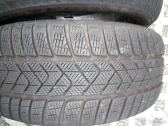 245/45 R18 - 5