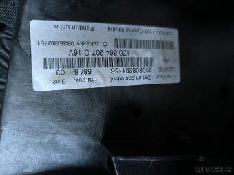 Škoda Octavia 2 loketní opěrka - nová - 5