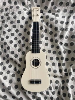 Bílé ukulele nové - 5